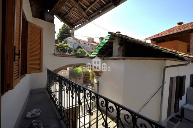 Casa semindipendente in vendita a Torre Canavese