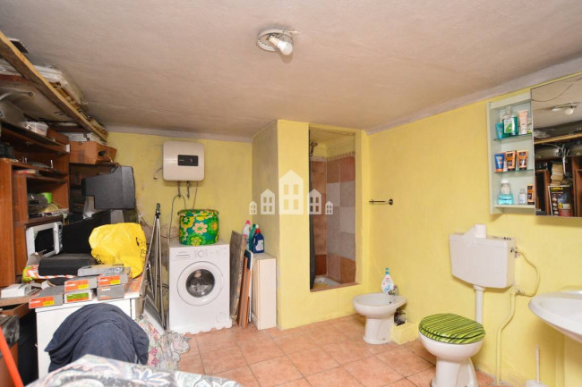 Casa semindipendente in vendita a Val di Chy