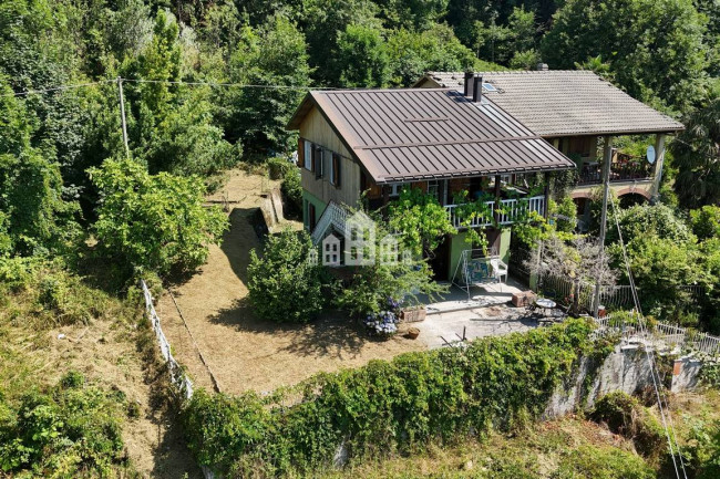 Casa semindipendente in vendita a Canischio