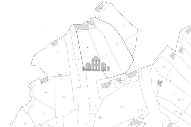 Retail space for sale in Andrate