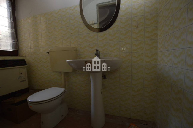 Retail space for sale in Cuorgnè