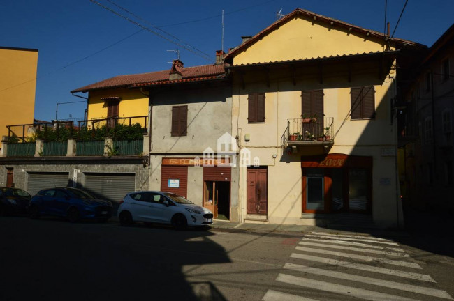 Retail space for sale in Cuorgnè