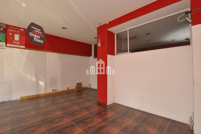 Retail space for rent in Cuorgnè