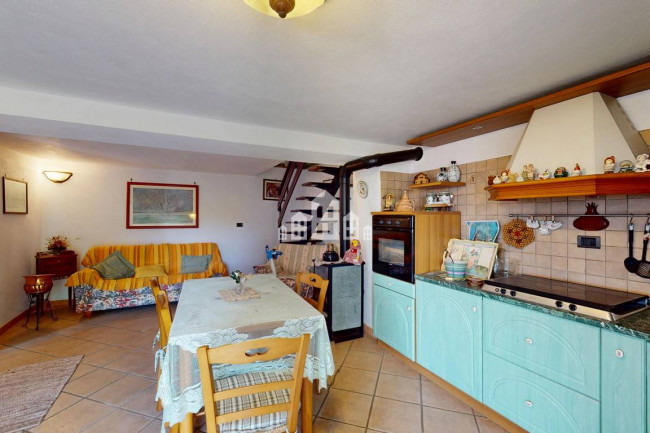 Casa indipendente in vendita a Chiesanuova