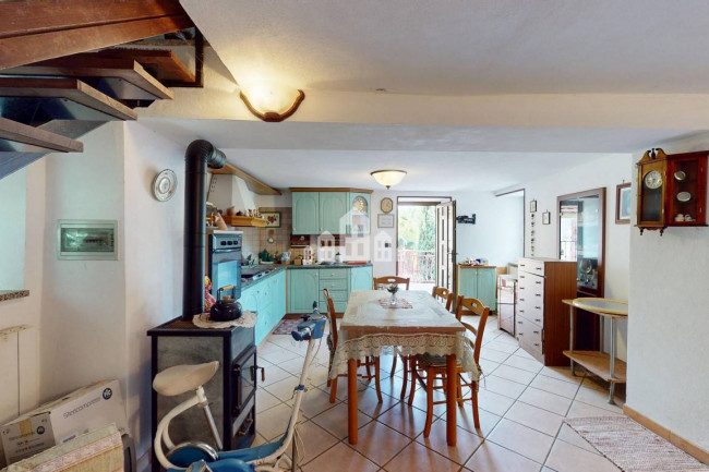 Casa indipendente in vendita a Chiesanuova