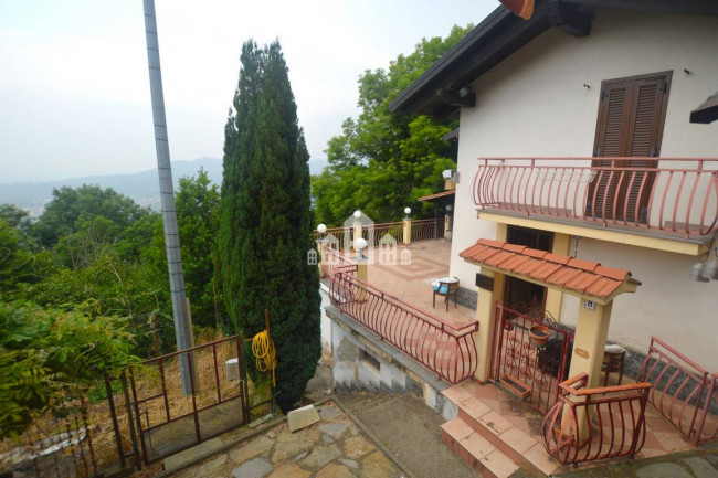 Casa indipendente in vendita a Chiesanuova