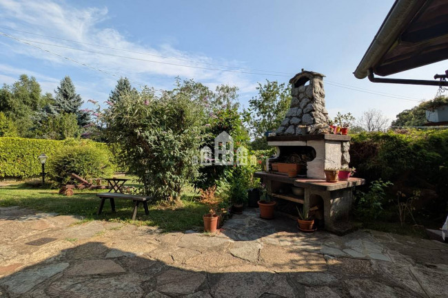 Half-duplex for sale in Andrate