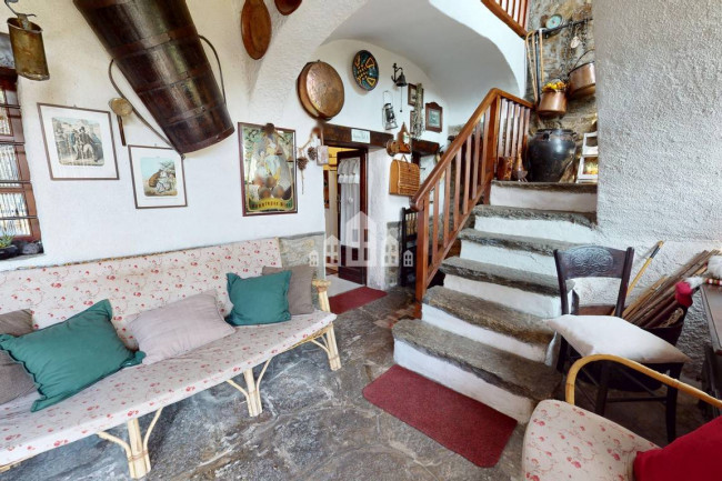 Half-duplex for sale in Andrate