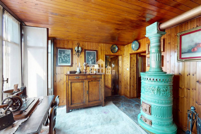 Half-duplex for sale in Andrate