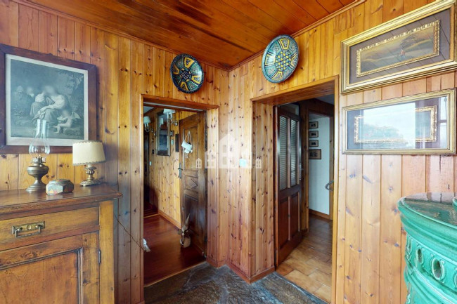 Half-duplex for sale in Andrate