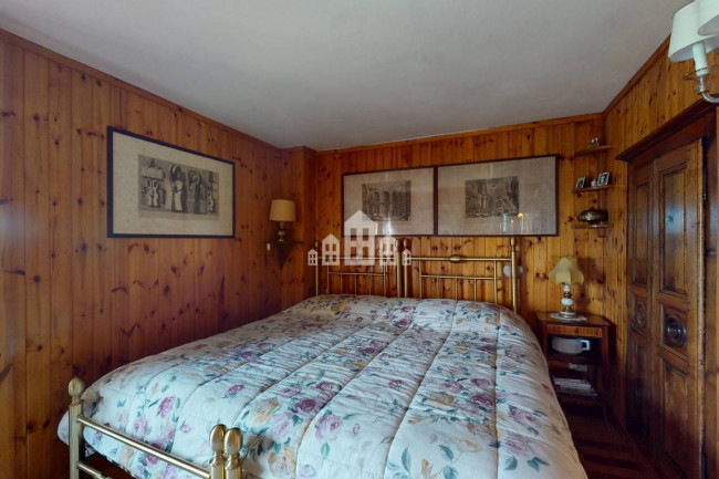 Half-duplex for sale in Andrate