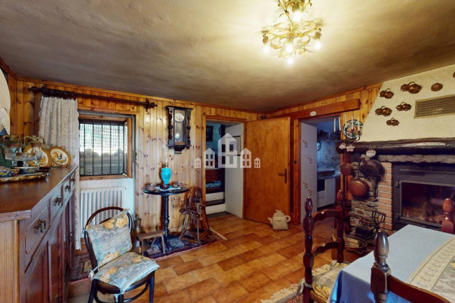 Half-duplex for sale in Andrate