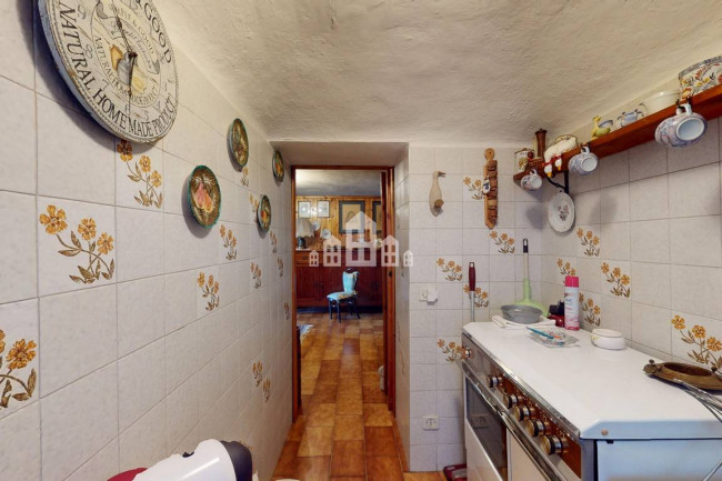 Half-duplex for sale in Andrate
