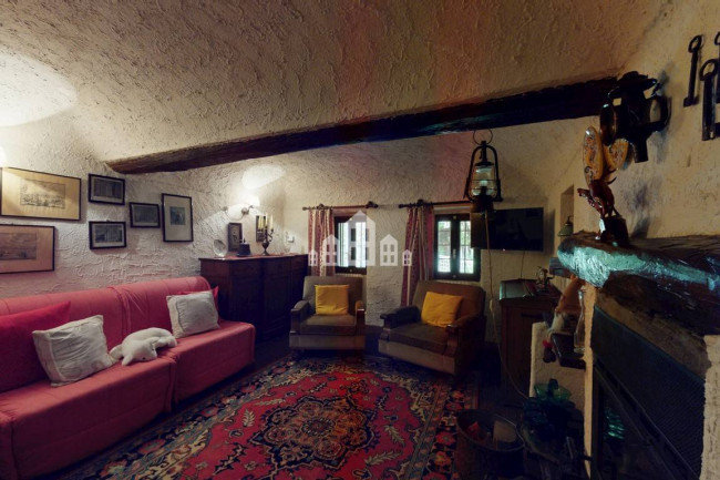 Half-duplex for sale in Andrate