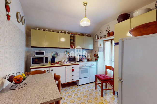 Half-duplex for sale in Andrate