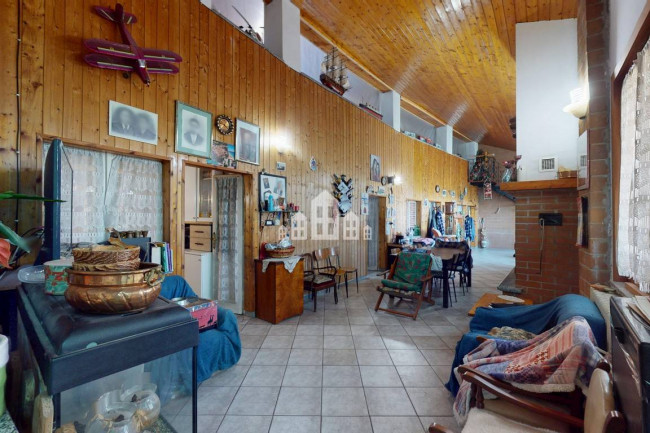 Half-duplex for sale in Rivarolo Canavese