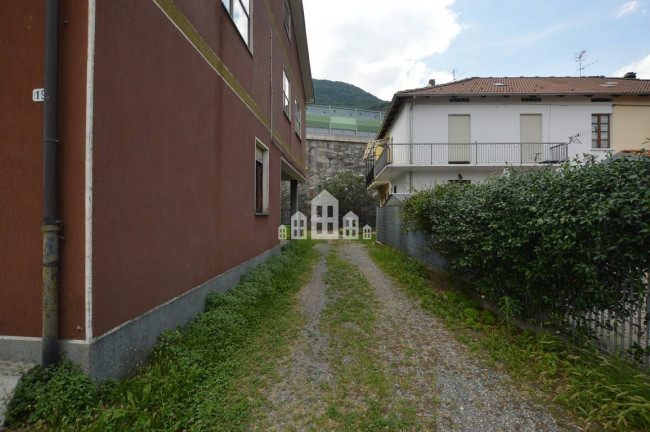 Casa semindipendente in vendita a Quassolo