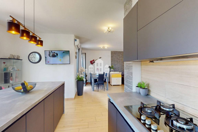 Villa semindipendente in vendita a Perosa Canavese