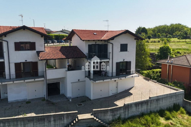 Villa semindipendente in vendita a Perosa Canavese
