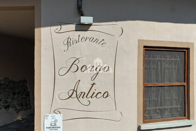 Retail space for sale in Candia Canavese