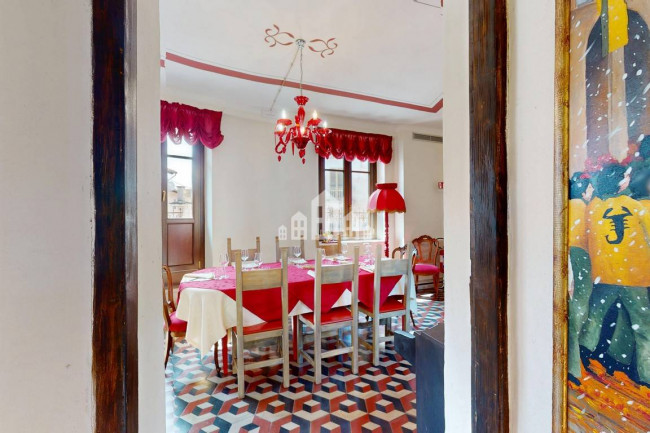 Retail space for sale in Candia Canavese