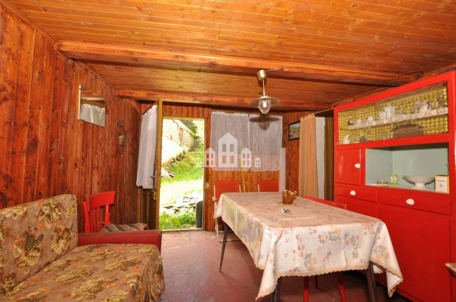 Fixer-upper for sale in Ribordone