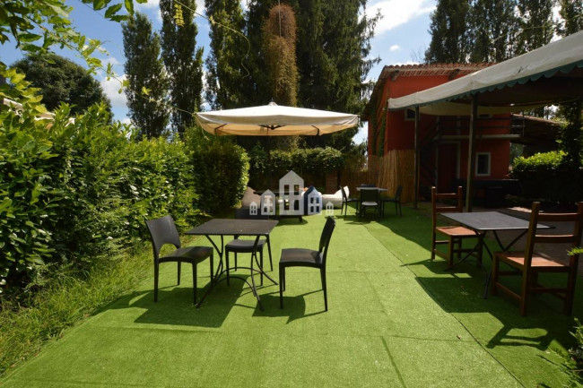 Business for sale in Colleretto Giacosa