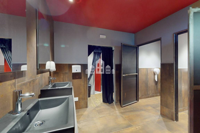 Business for sale in Colleretto Giacosa