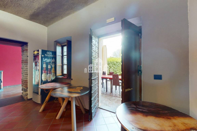Business for sale in Colleretto Giacosa