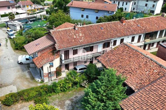 Casa semindipendente in vendita a Pavone Canavese