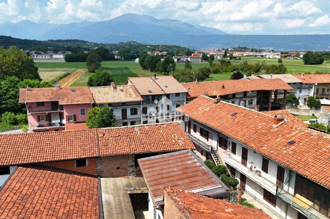 Casa semindipendente in vendita a Pavone Canavese