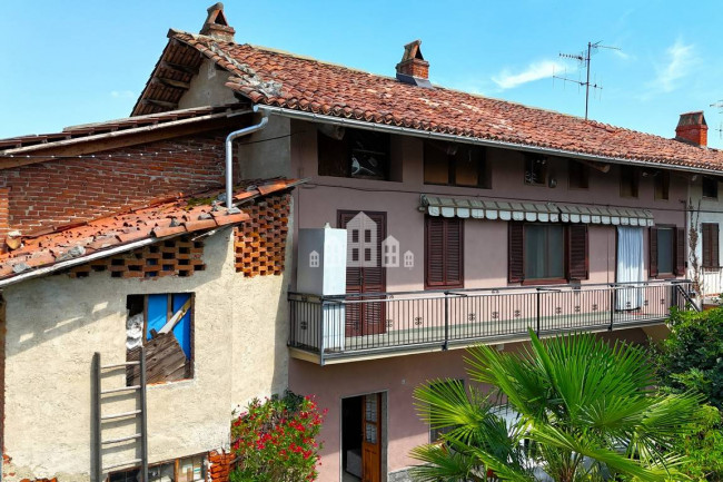 Casa semindipendente in vendita a Pavone Canavese