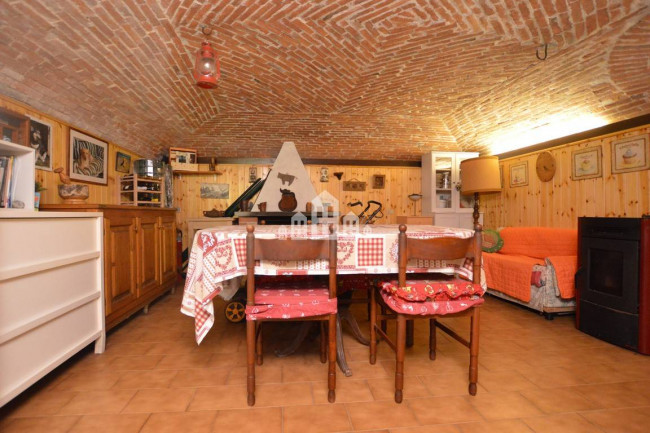 Half-duplex for sale in Valchiusa
