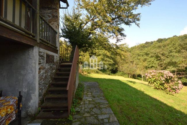 Half-duplex for sale in Valchiusa