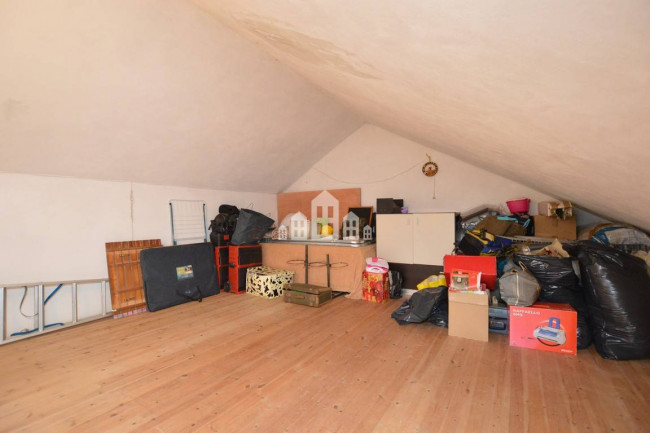 Half-duplex for sale in Valchiusa