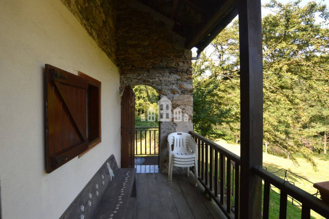 Half-duplex for sale in Valchiusa