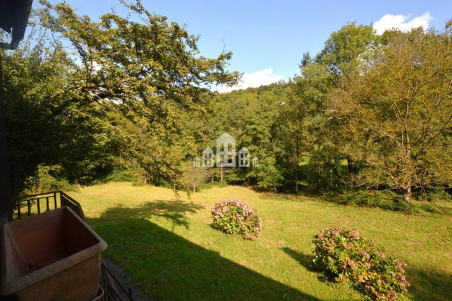 Half-duplex for sale in Valchiusa