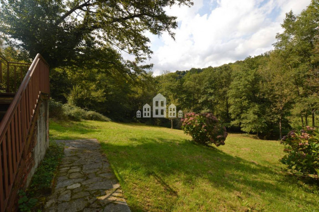 Half-duplex for sale in Valchiusa