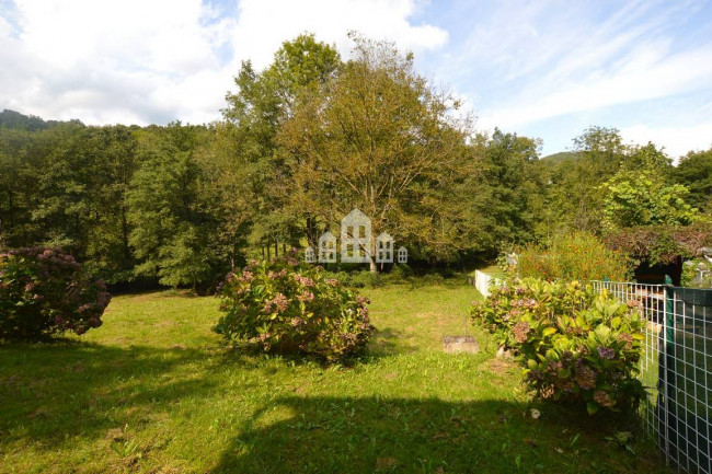 Half-duplex for sale in Valchiusa