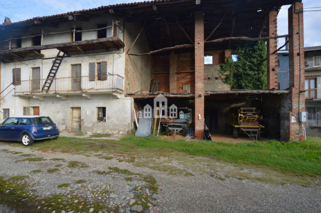 Half-duplex for sale in Pavone Canavese
