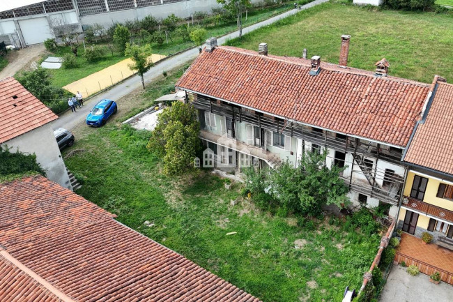 Half-duplex for sale in Castellamonte