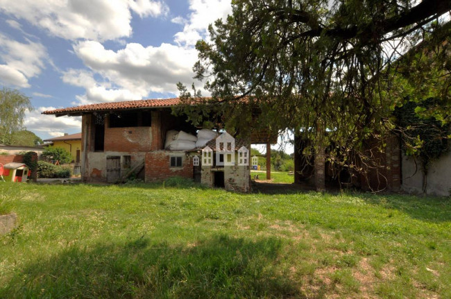 Half-duplex for sale in Castellamonte