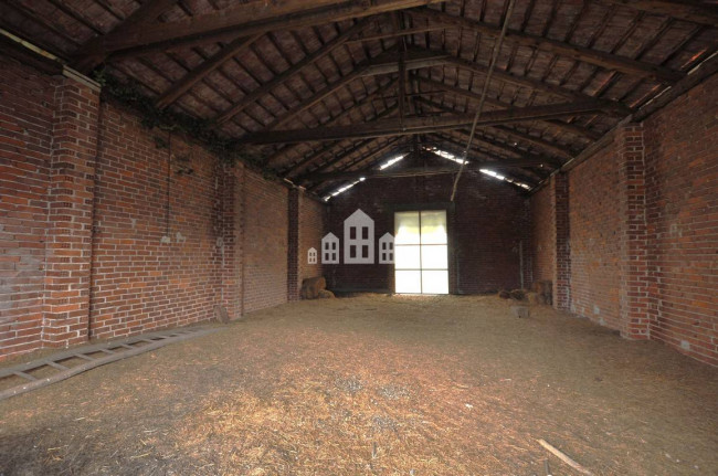 Half-duplex for sale in Castellamonte