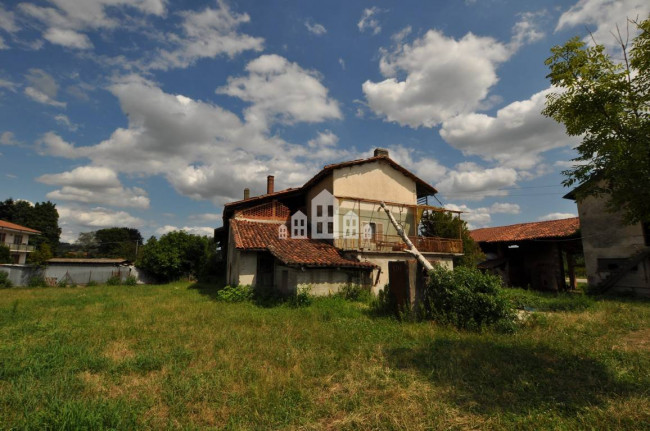 Half-duplex for sale in Castellamonte