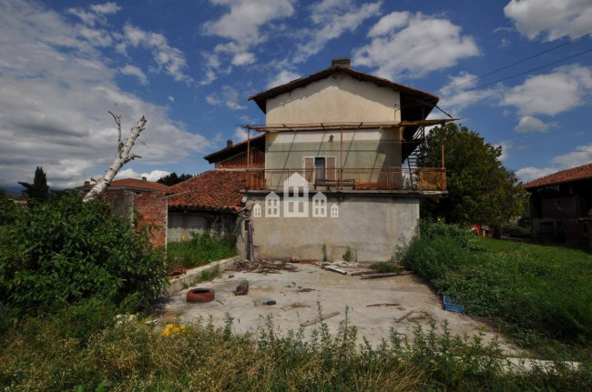 Half-duplex for sale in Castellamonte