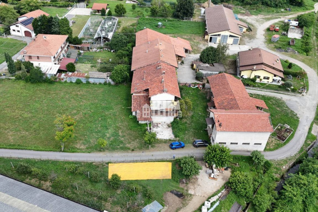 Half-duplex for sale in Castellamonte