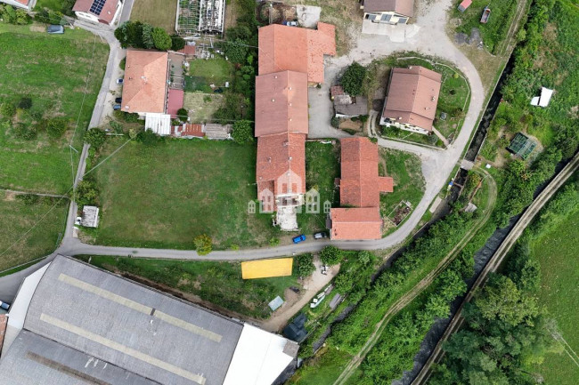 Half-duplex for sale in Castellamonte