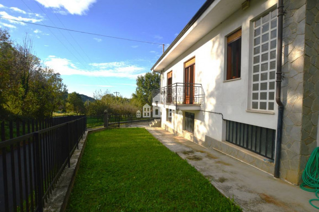 Villa in vendita a Borgiallo