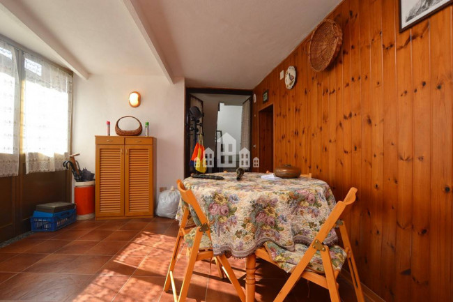 Bifamiliare in vendita a Val di Chy