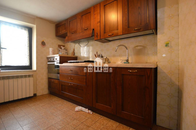 Bifamiliare in vendita a Val di Chy